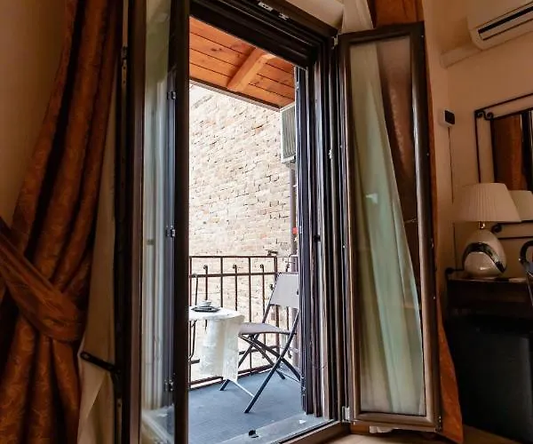 Le Campane 4* Феррара